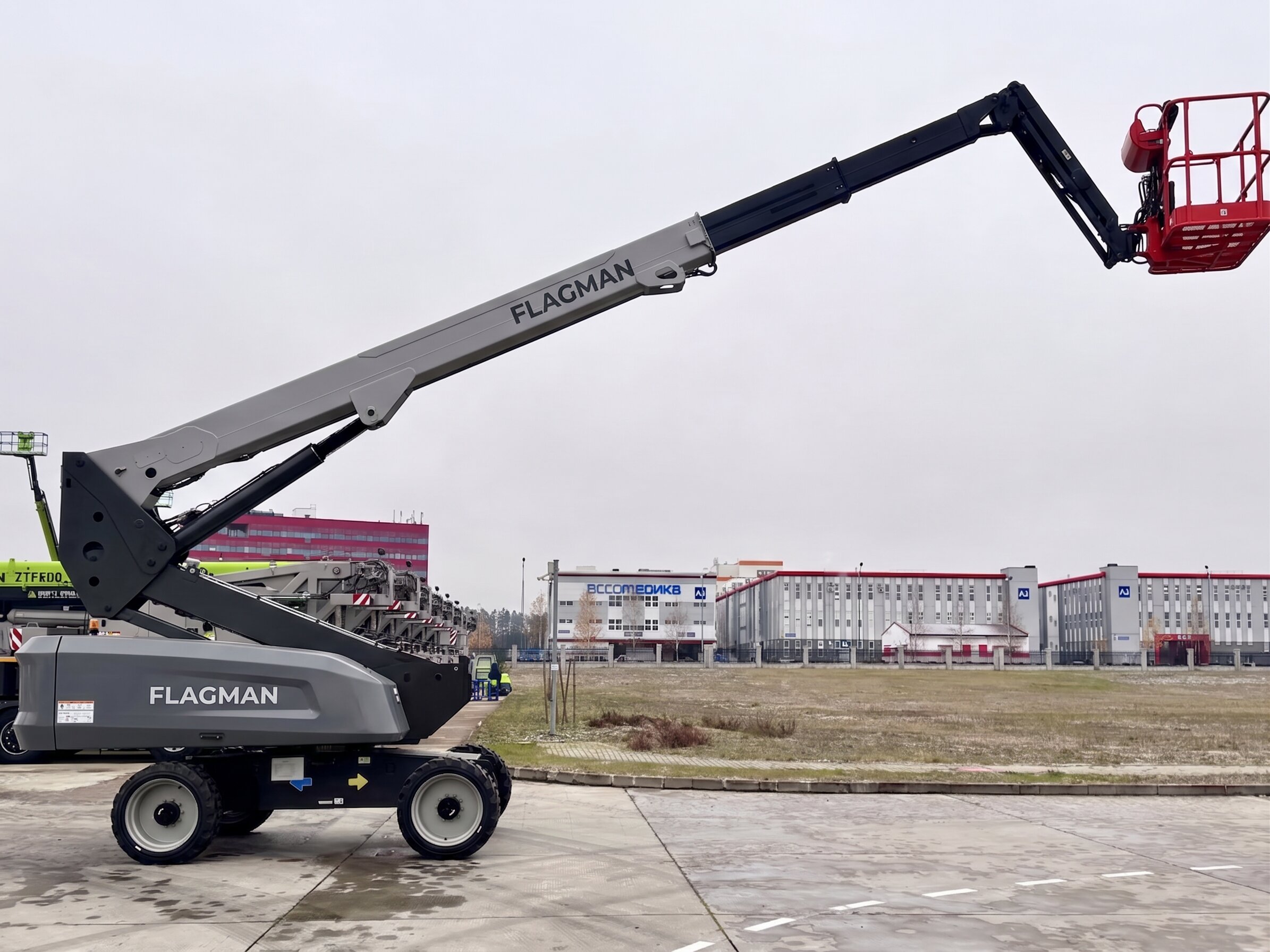 Аренда Телескопический подъемник F23J