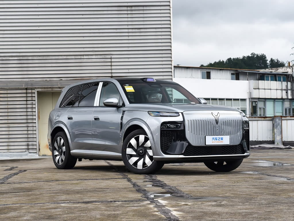 Voyah Taishan X8