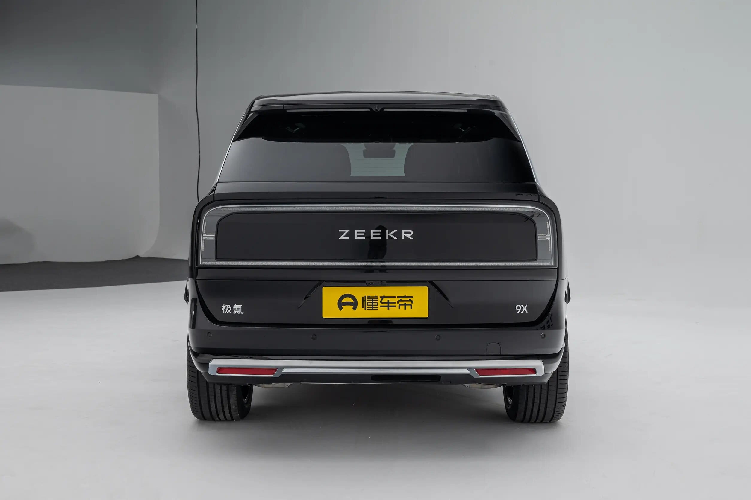 Zeekr 9X Ultra